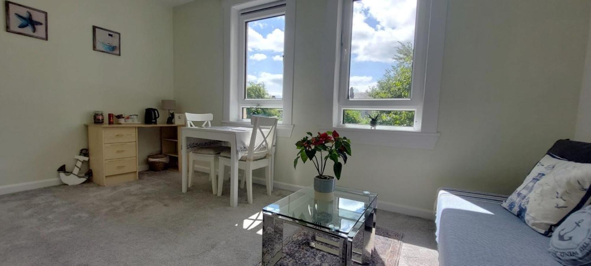 Lovely Sea Rooms, Easy Access To Centre & Airport Единбург Екстериор снимка